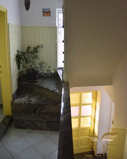 FAMILY HOUSE WITH OLD STONE HOUSE & GARAGE  – BLATO