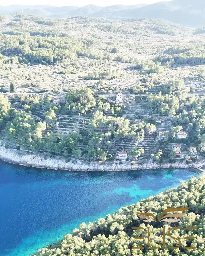 MULTIPLE BUILDING LANDS  ŽUKOVA COVE