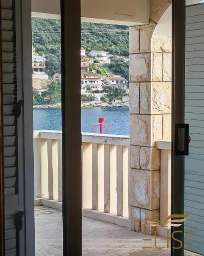 STONE HOUSE FIRST ROW BY THE SEA- BRNA COVE/ SOUTHERN KORČULA